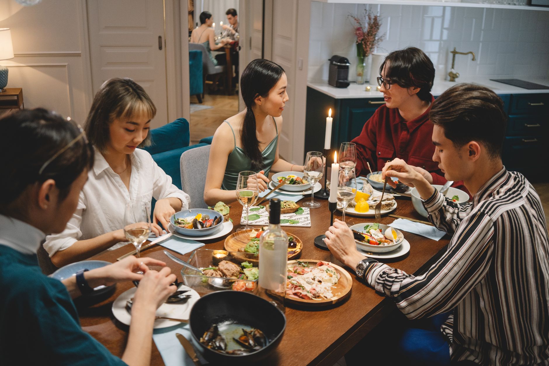 Gentle Lighting: Aid Digestion, Boost Mealtime Calm